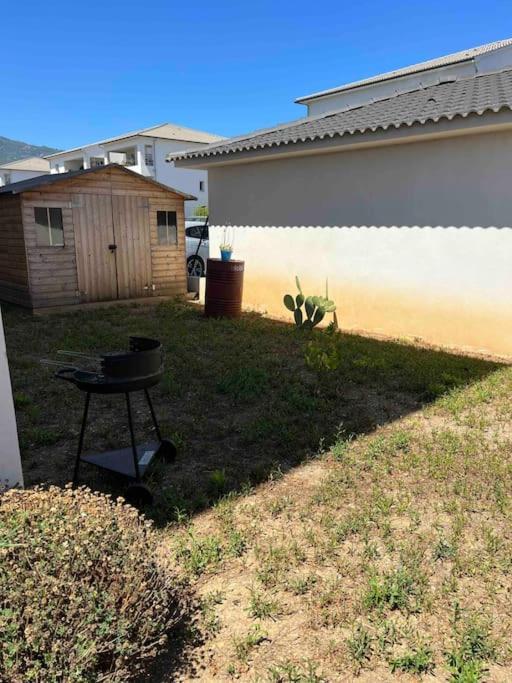 לוצ'יאנה Appartement T2 Avec Jardin מראה חיצוני תמונה