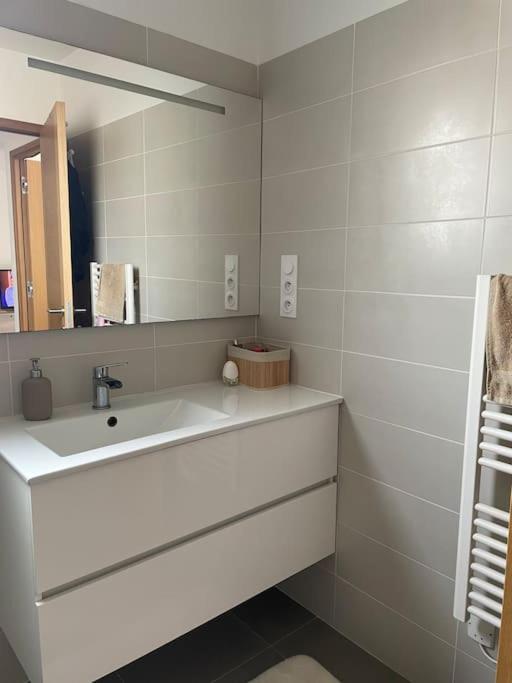 לוצ'יאנה Appartement T2 Avec Jardin מראה חיצוני תמונה